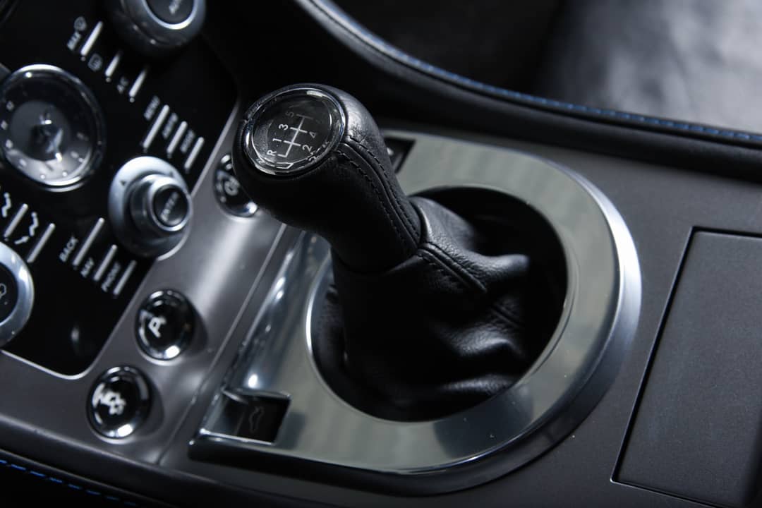 2014 Aston Martin V8 Vantage — photo 6