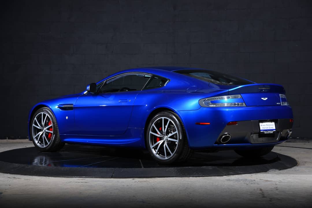 2014 Aston Martin V8 Vantage — photo 9