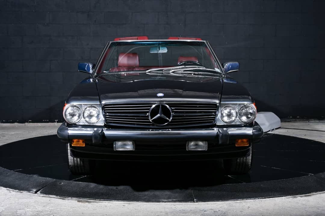 1988 Mercedes-Benz 560-Class 560 SL — photo 18
