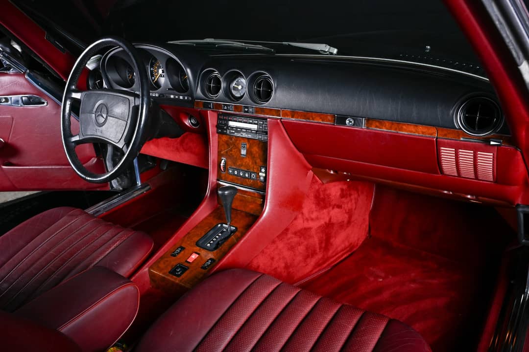 1988 Mercedes-Benz 560-Class 560 SL — photo 25