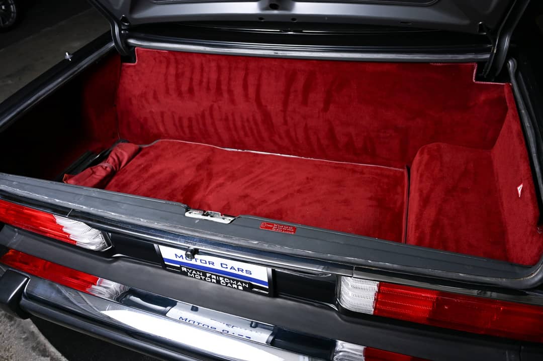 1988 Mercedes-Benz 560-Class 560 SL — photo 31