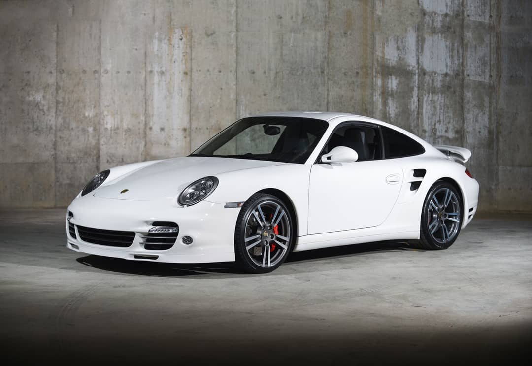 2011 Porsche 911 Turbo — photo 2