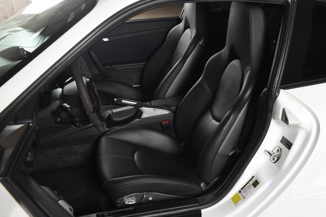 2011 Porsche 911 Turbo — photo 25