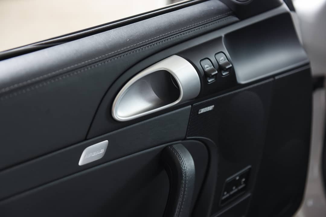 2011 Porsche 911 Turbo — photo 26