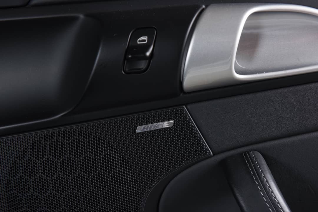 2011 Porsche 911 Turbo — photo 33