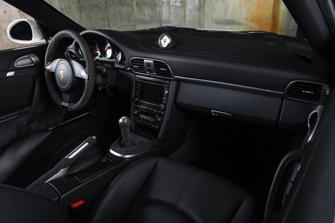 2011 Porsche 911 Turbo — photo 36