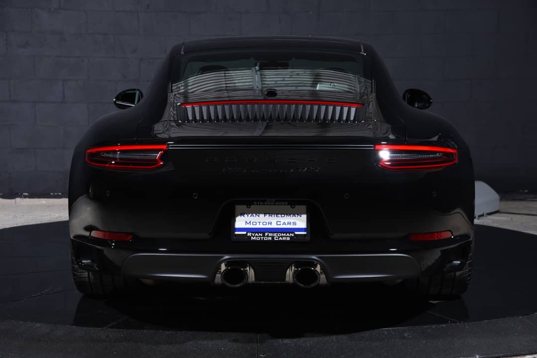 2019 Porsche 911 Carrera GTS — photo 12
