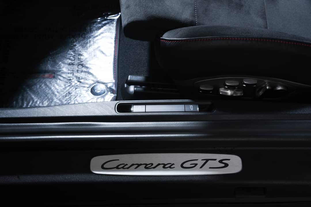 2019 Porsche 911 Carrera GTS — photo 19