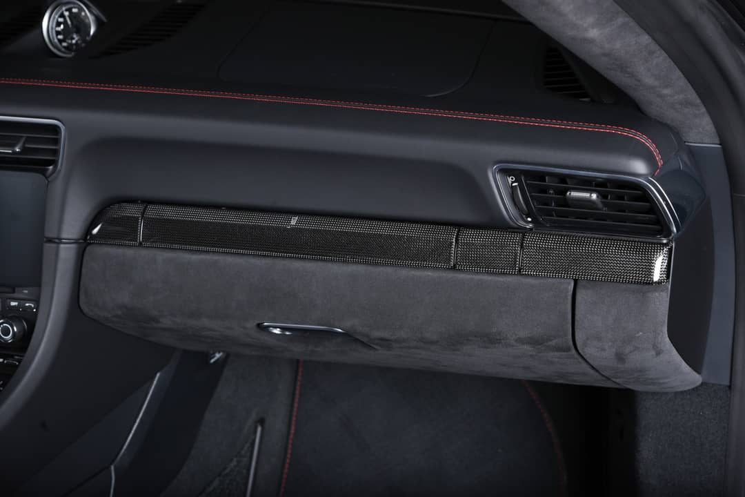 2019 Porsche 911 Carrera GTS — photo 24