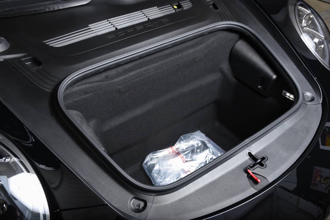 2019 Porsche 911 Carrera GTS — photo 37