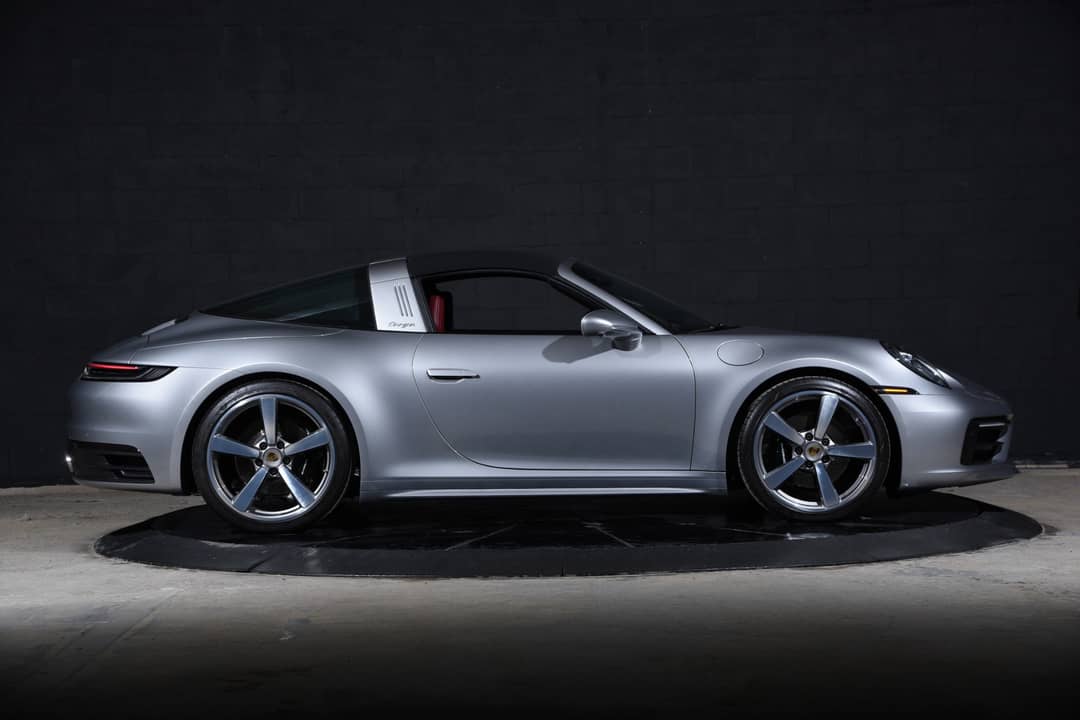2024 Porsche 911 Targa 4S — photo 2