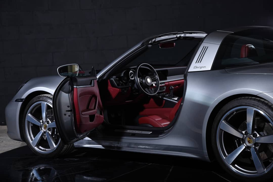 2024 Porsche 911 Targa 4S — photo 16