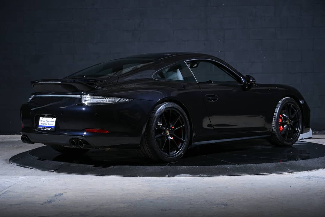 2016 Porsche 911 Carrera 4 GTS — photo 2