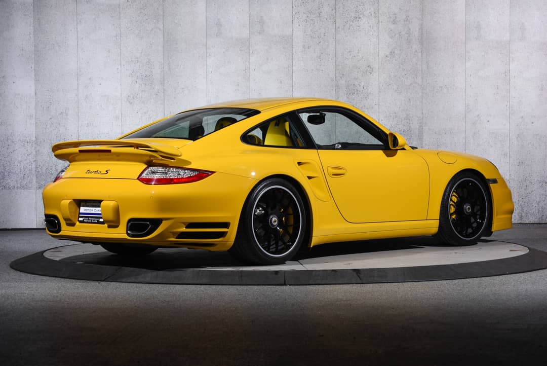 2011 Porsche 911 Turbo S — photo 3