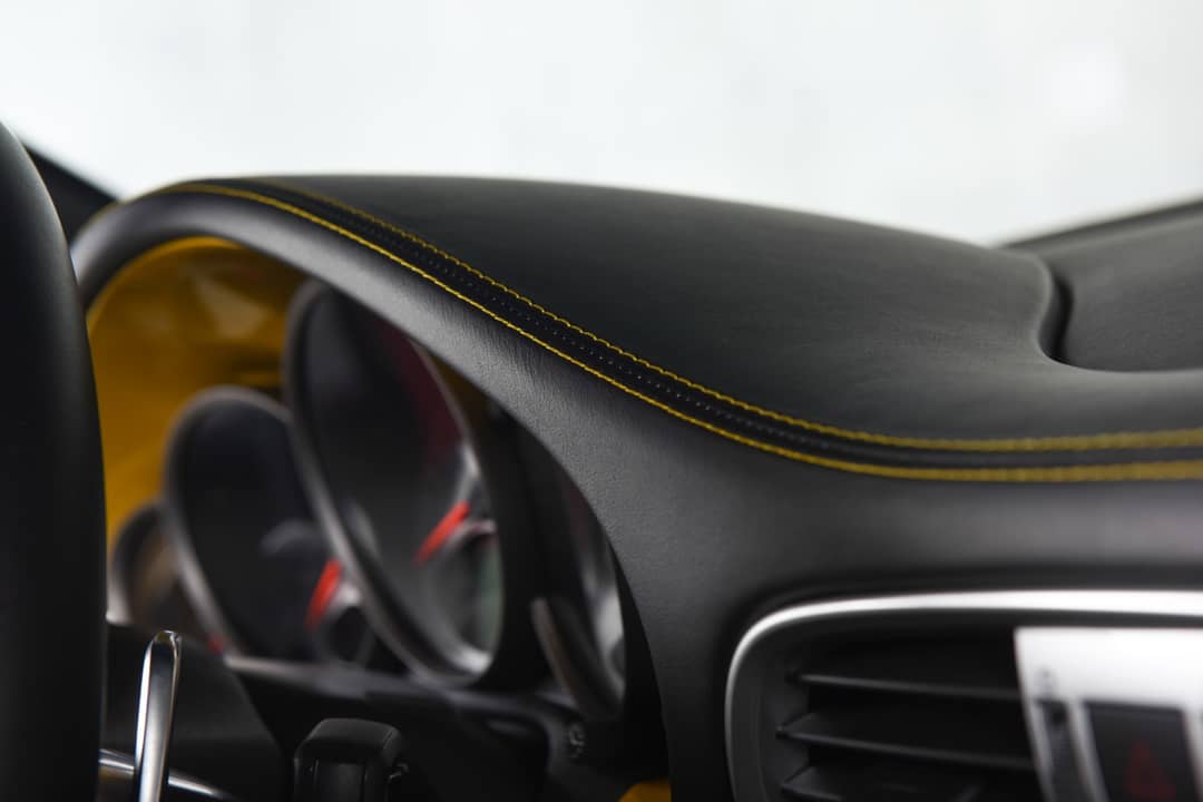 2011 Porsche 911 Turbo S — photo 21