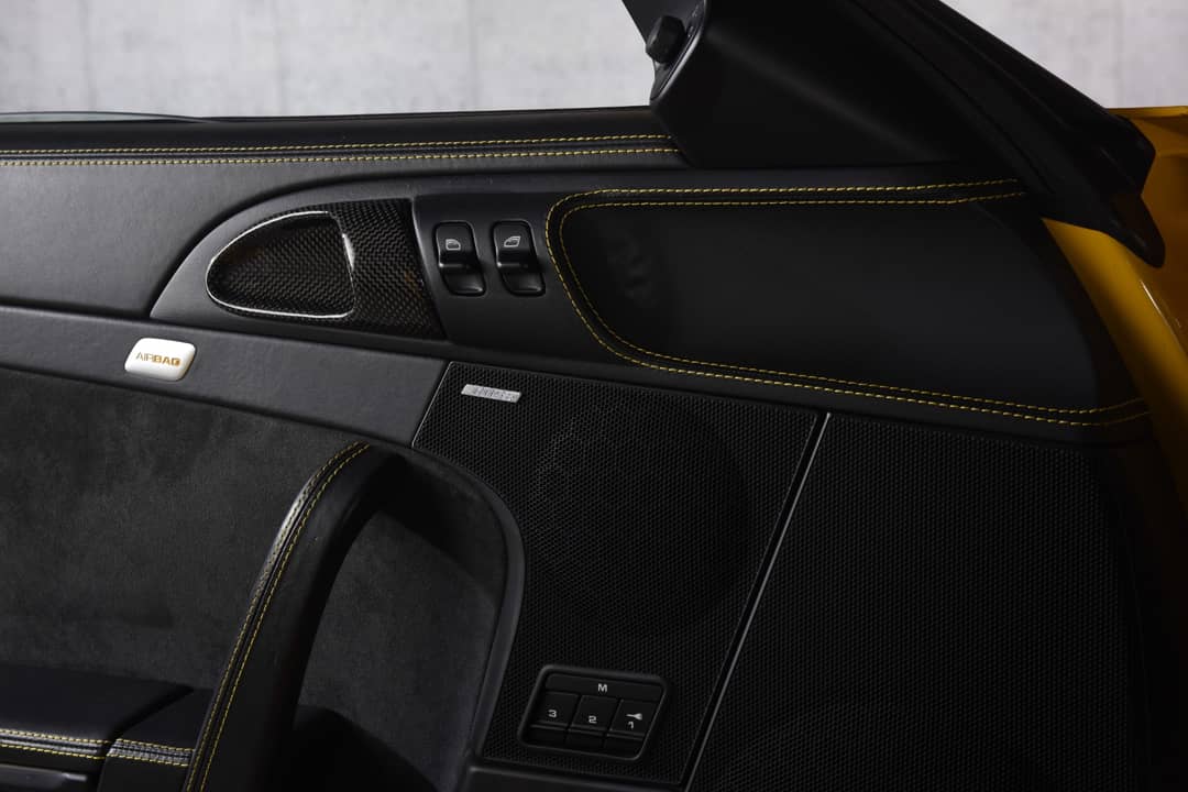 2011 Porsche 911 Turbo S — photo 26