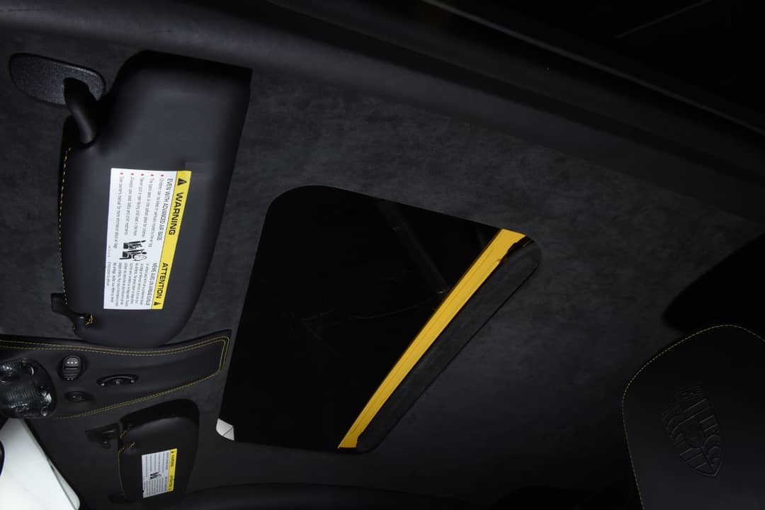 2011 Porsche 911 Turbo S — photo 31