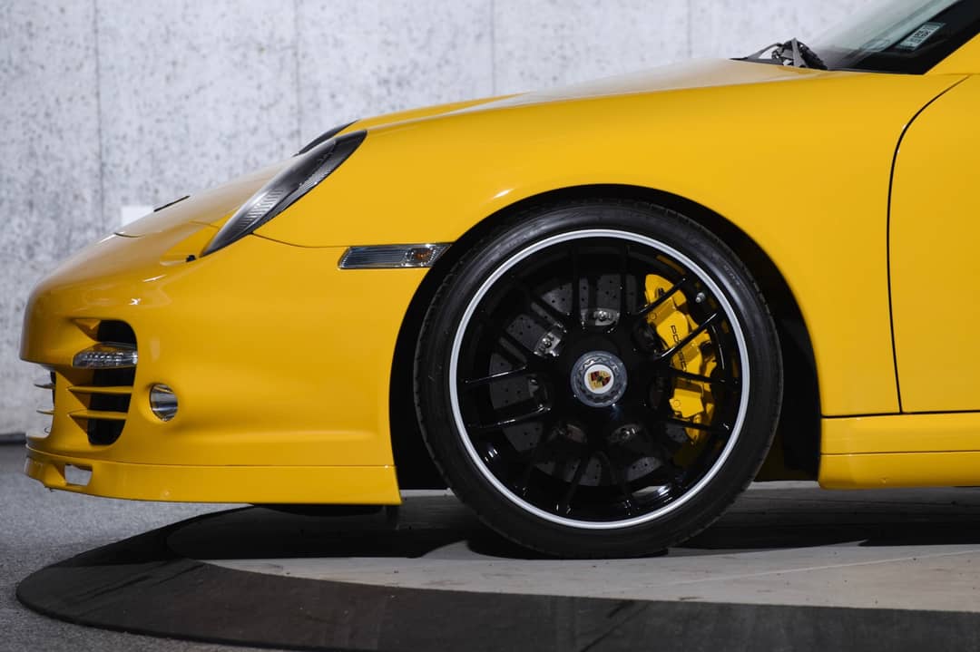 2011 Porsche 911 Turbo S — photo 37