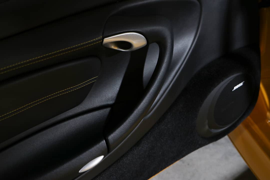 2004 Porsche 911 Carrera 4S — photo 19