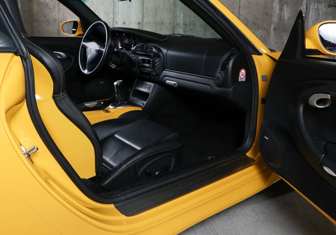 2004 Porsche 911 Carrera 4S — photo 28