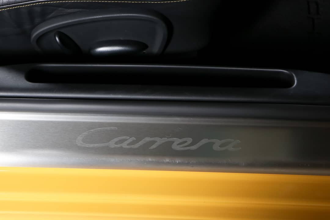 2004 Porsche 911 Carrera 4S — photo 29
