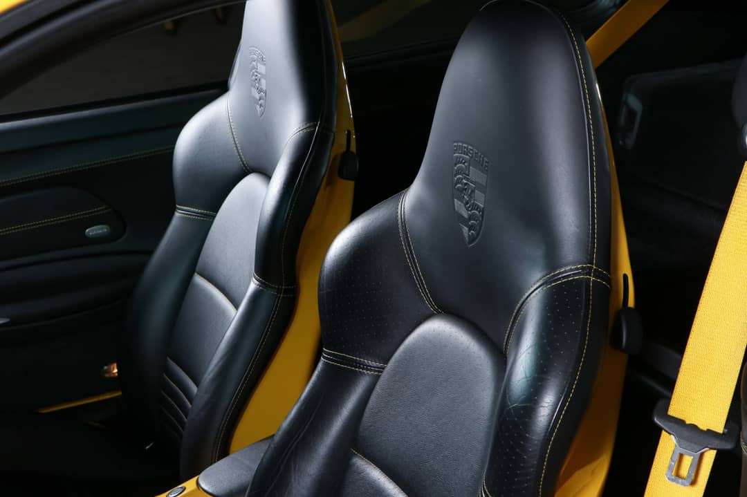 2004 Porsche 911 Carrera 4S — photo 40