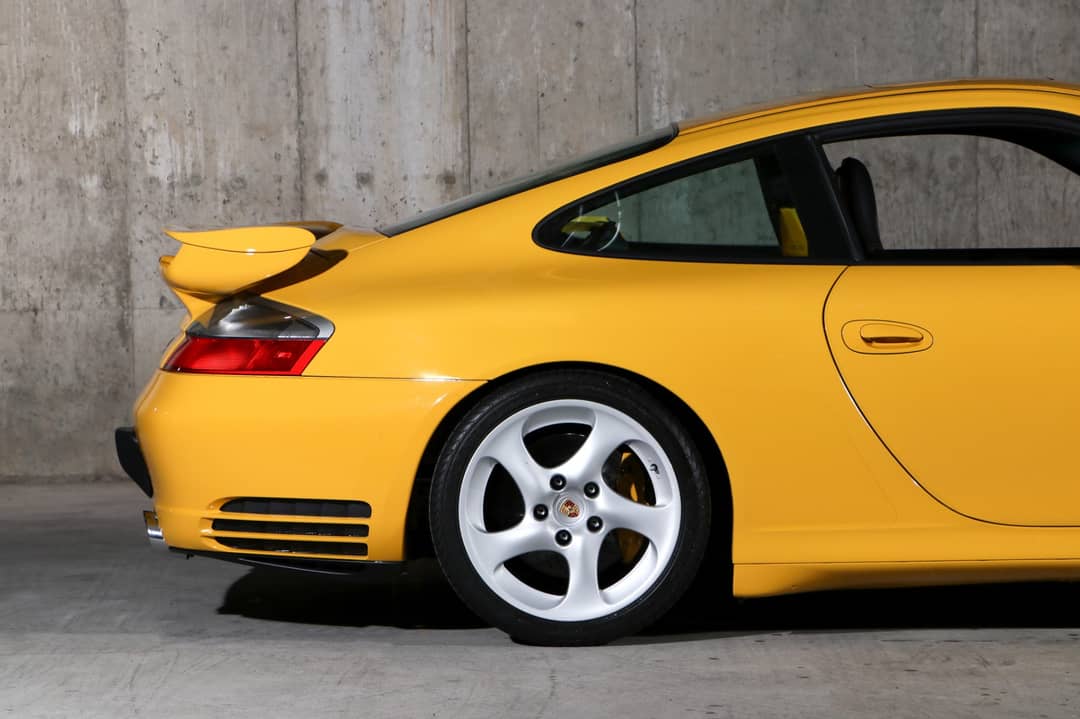 2004 Porsche 911 Carrera 4S — photo 10