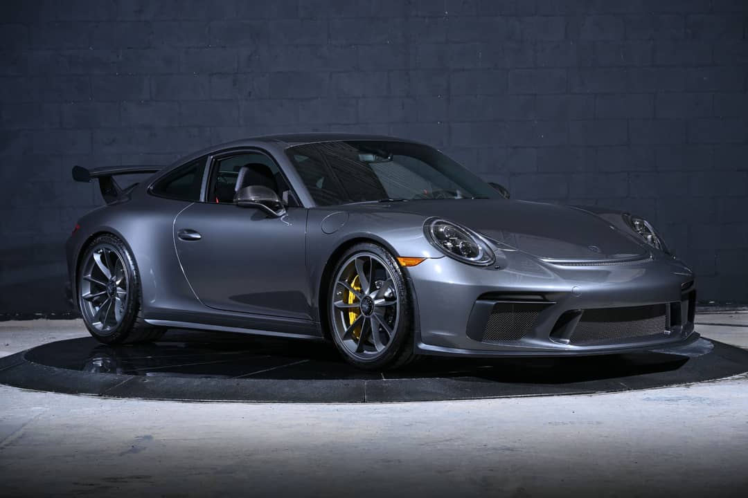 2018 Porsche 911 GT3 — photo 2