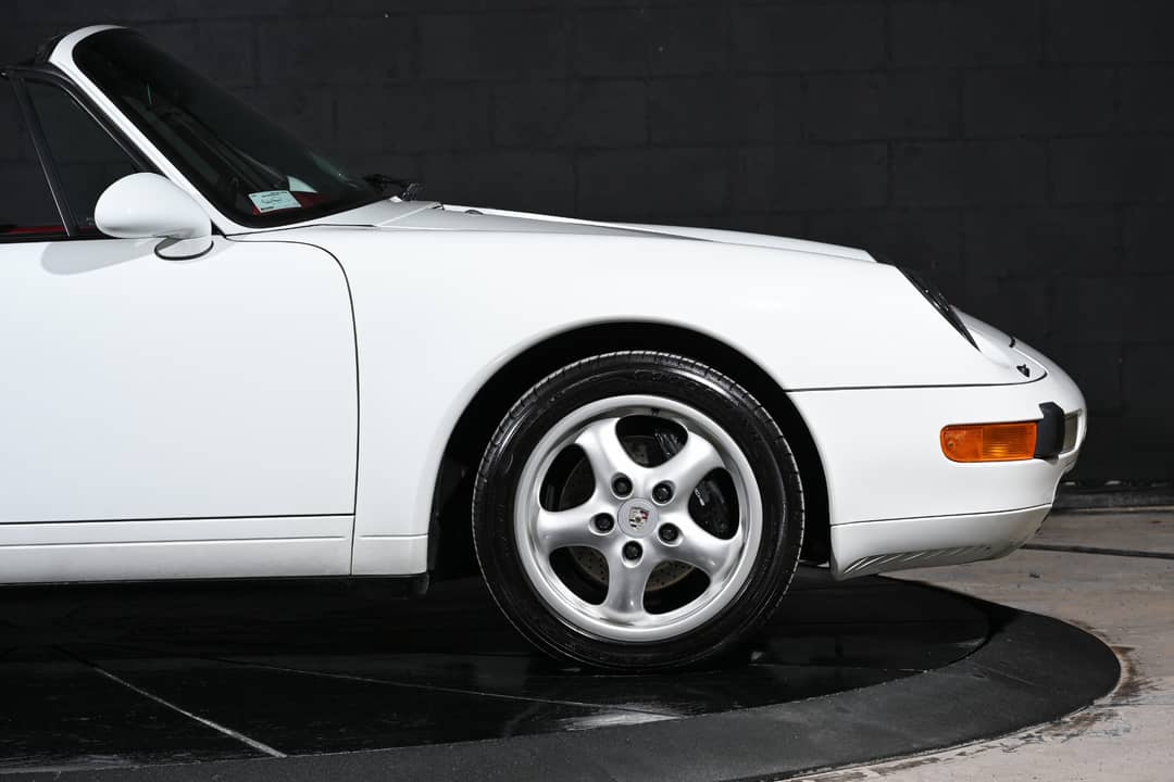 1996 Porsche 911 Carrera — photo 29