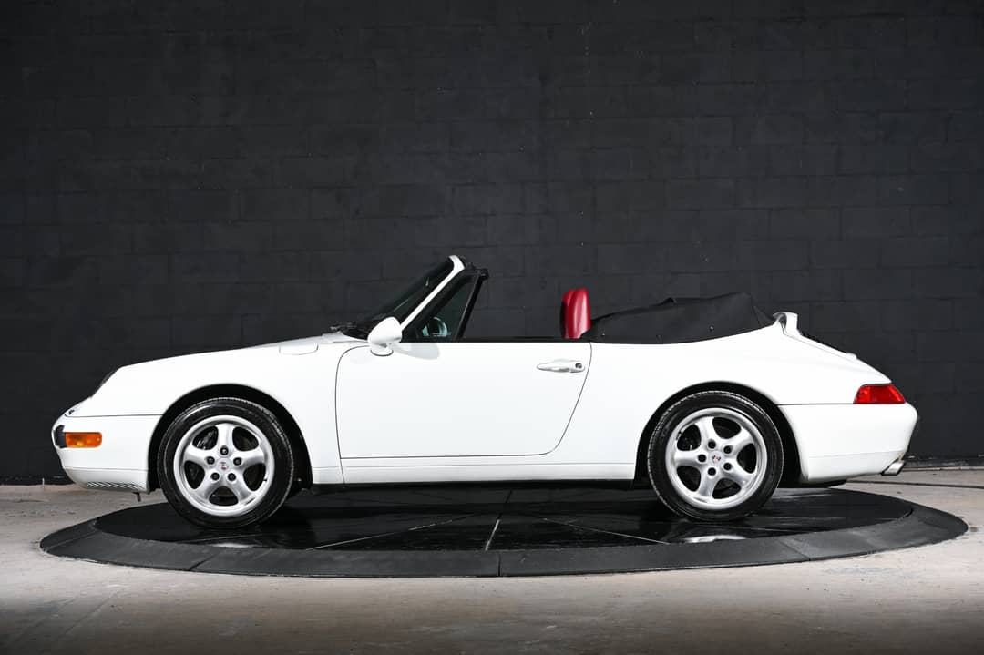 1996 Porsche 911 Carrera — photo 32