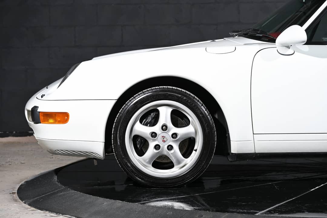 1996 Porsche 911 Carrera — photo 33