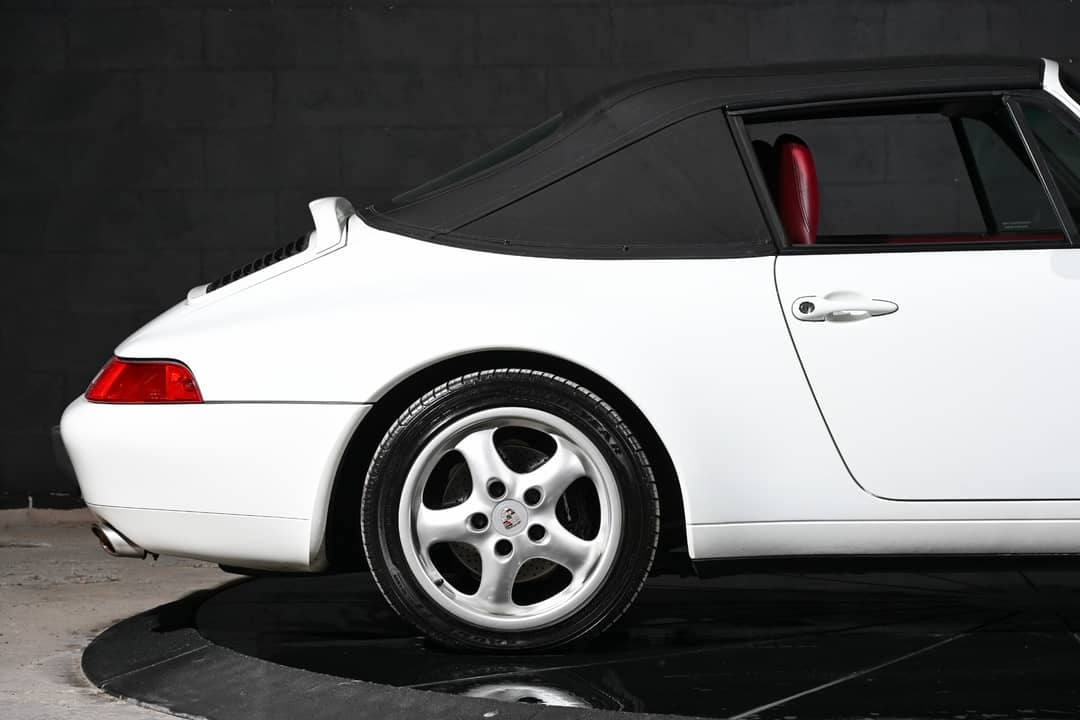 1996 Porsche 911 Carrera — photo 41