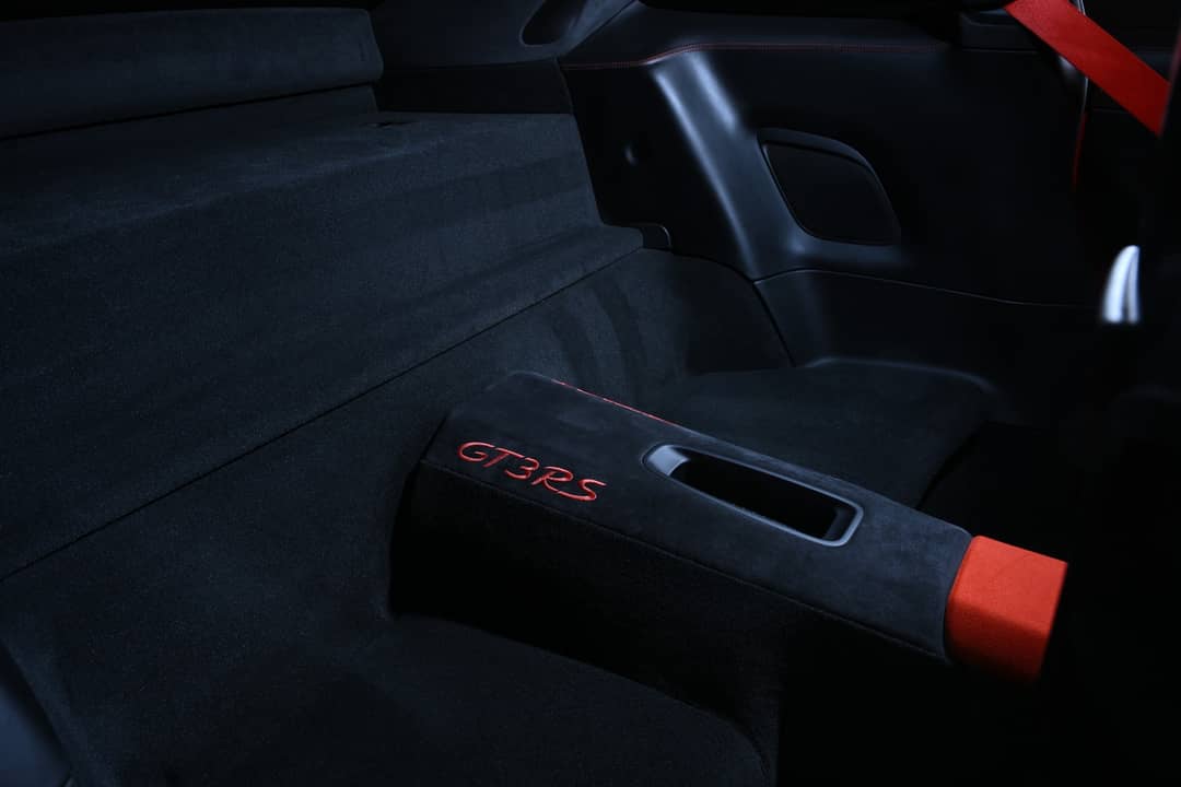 2016 Porsche 911 GT3 RS — photo 23