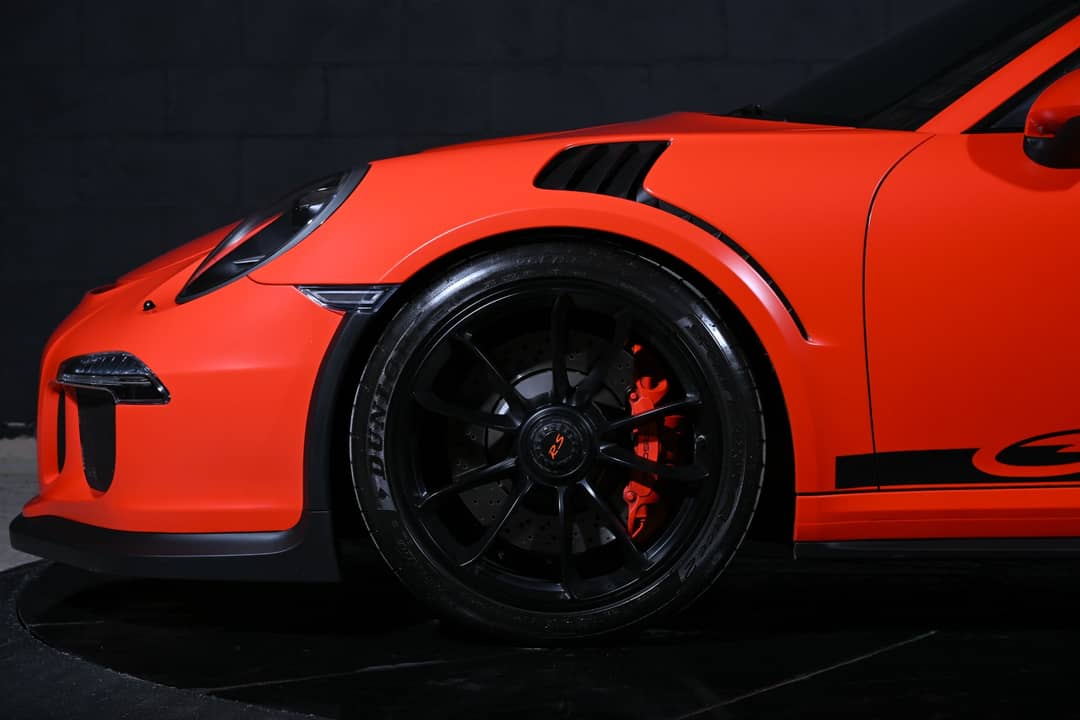 2016 Porsche 911 GT3 RS — photo 35