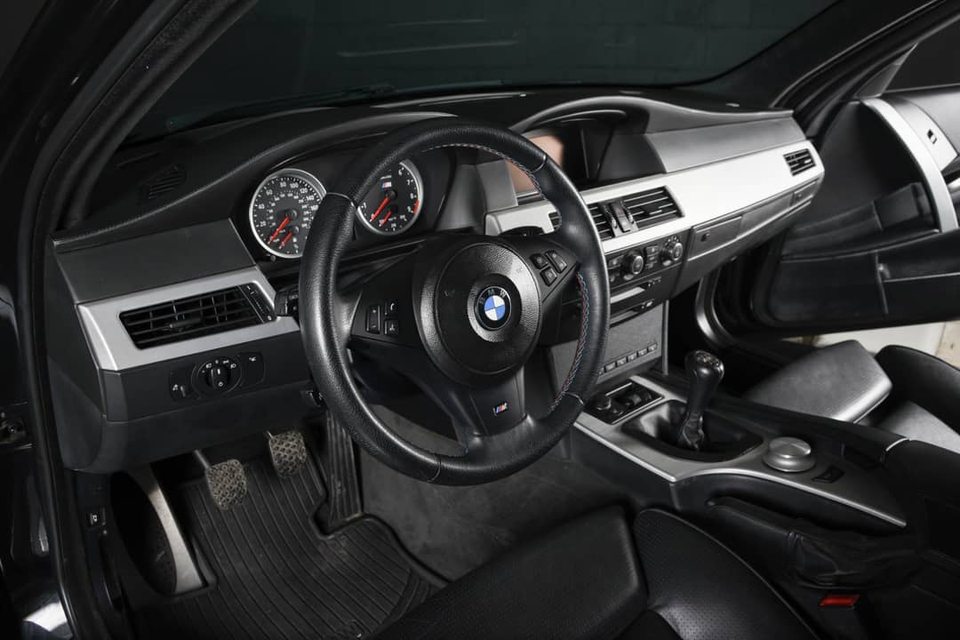 2007 BMW M5 — photo 17