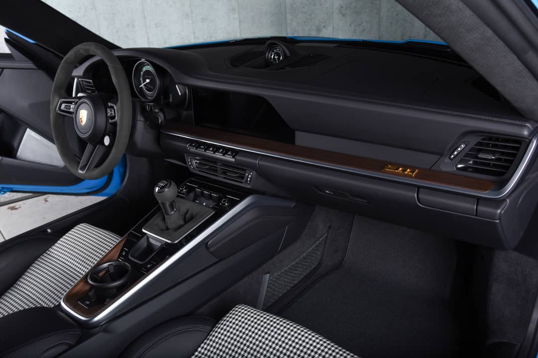 2023 Porsche 911 Sport Classic — photo 18