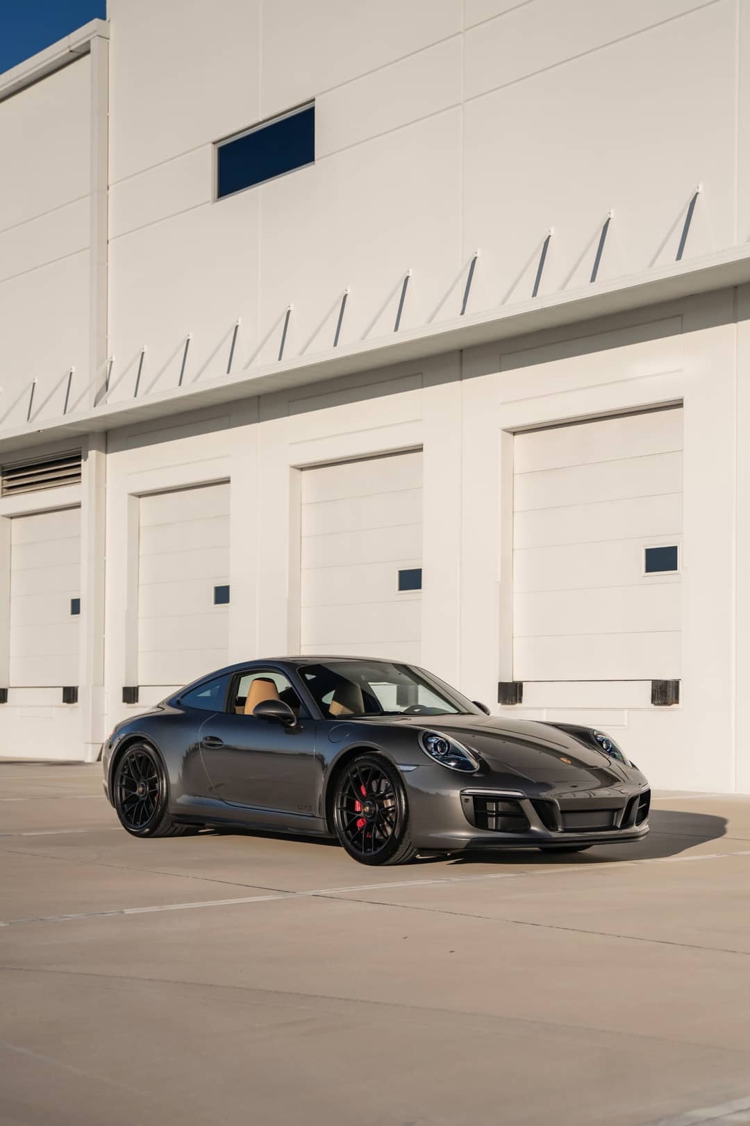 2019 Porsche 911 Carrera GTS — photo 2