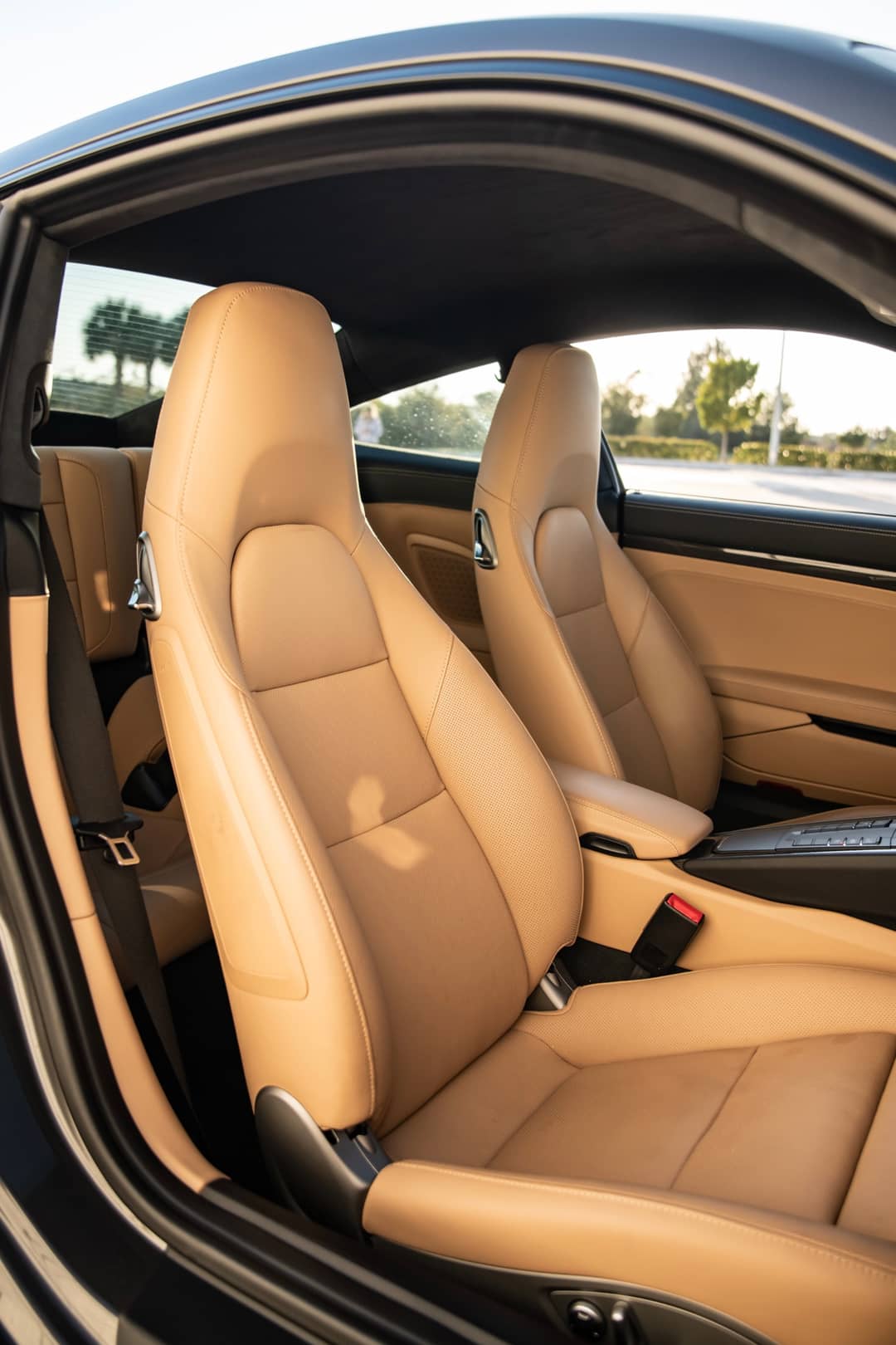 2019 Porsche 911 Carrera GTS — photo 6