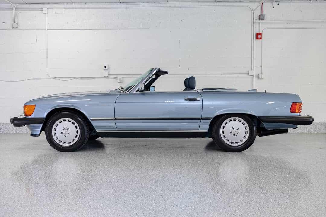 1987 Mercedes-Benz 560-Class 560 SL — photo 14