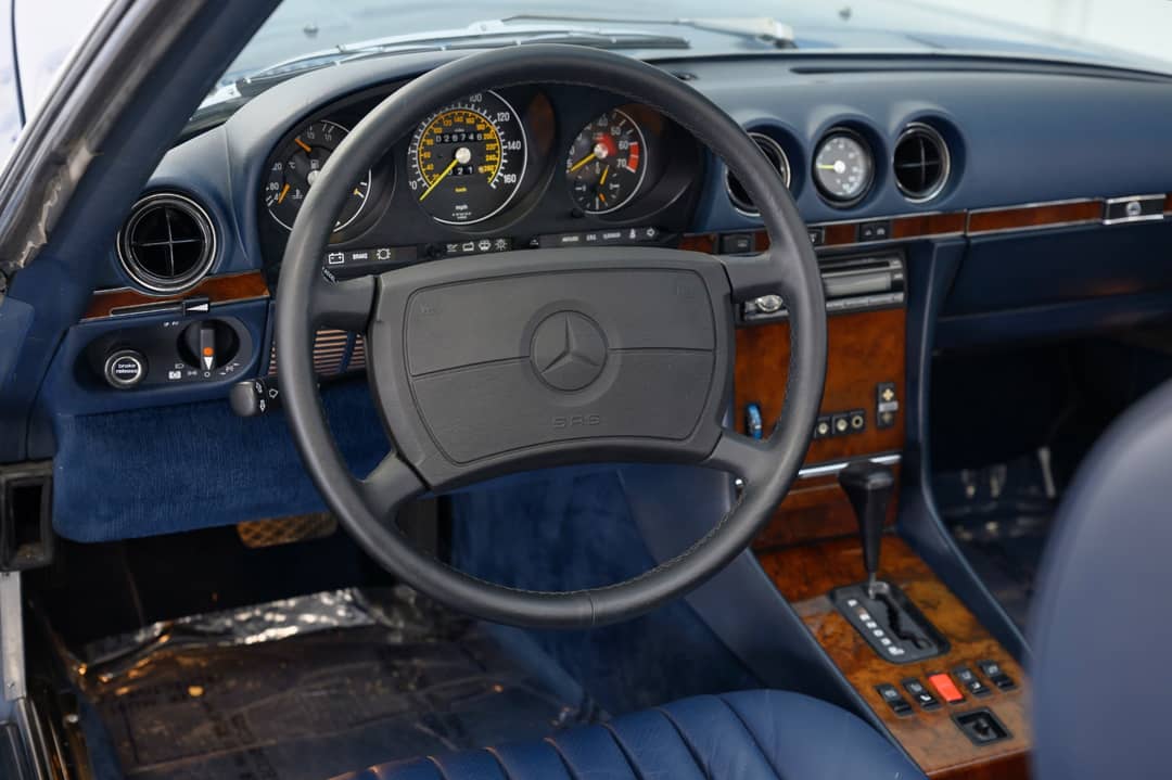 1987 Mercedes-Benz 560-Class 560 SL — photo 15