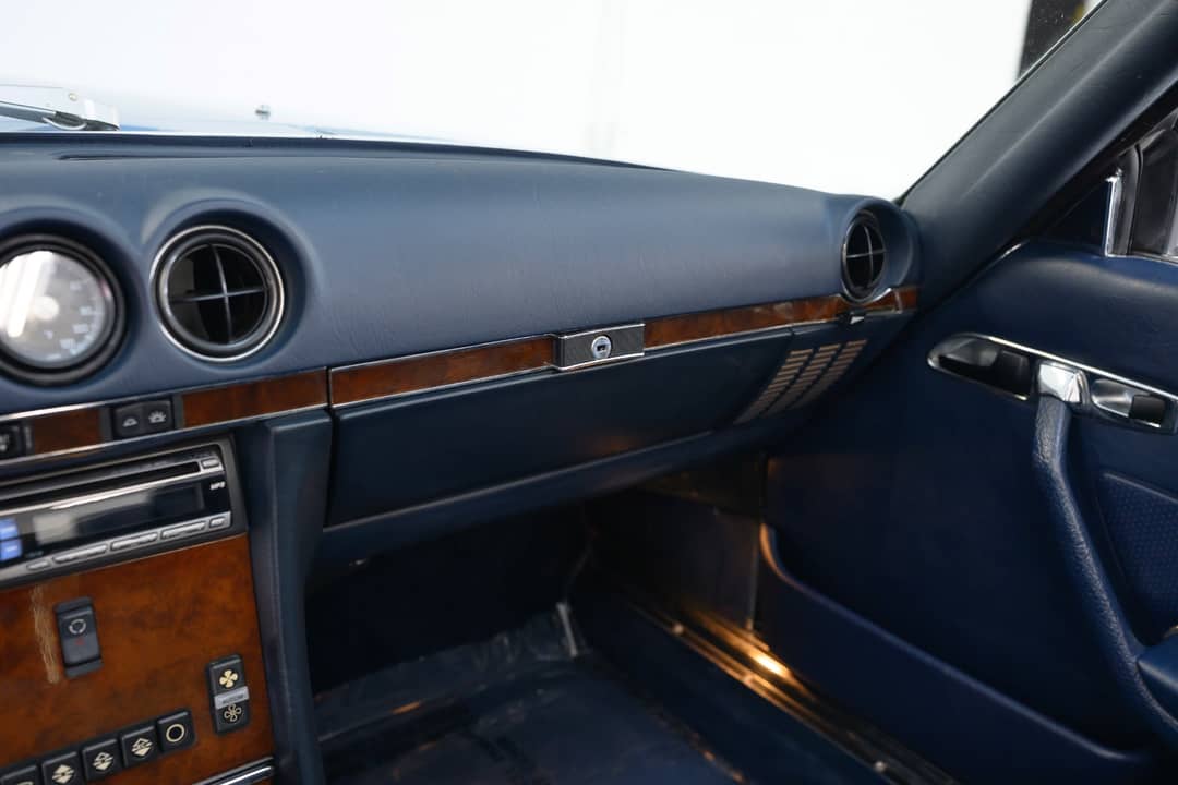 1987 Mercedes-Benz 560-Class 560 SL — photo 26