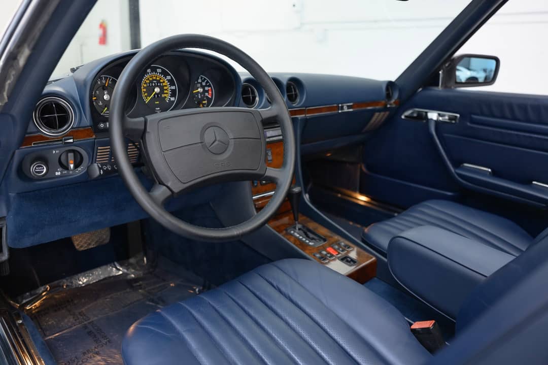 1987 Mercedes-Benz 560-Class 560 SL — photo 4