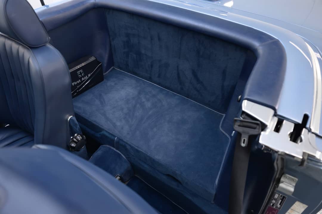 1987 Mercedes-Benz 560-Class 560 SL — photo 32