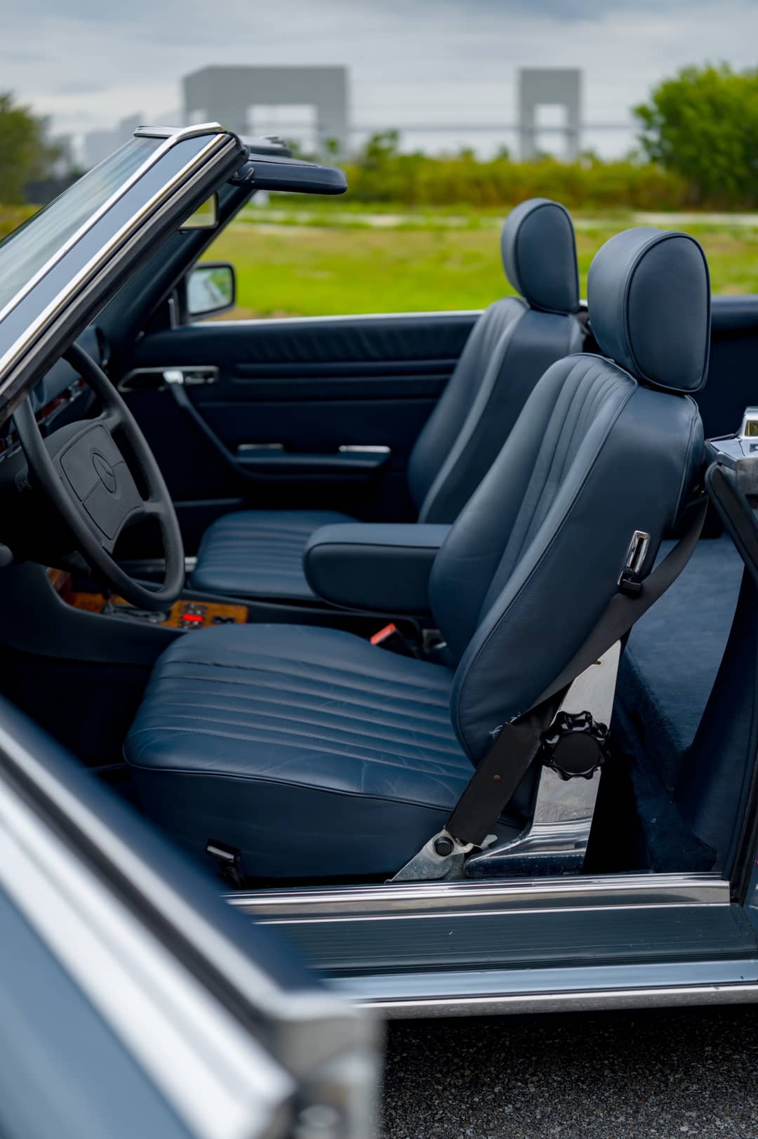 1987 Mercedes-Benz 560-Class 560 SL — photo 71