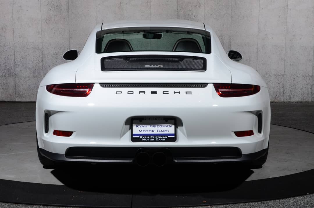 2016 Porsche 911 R — photo 15