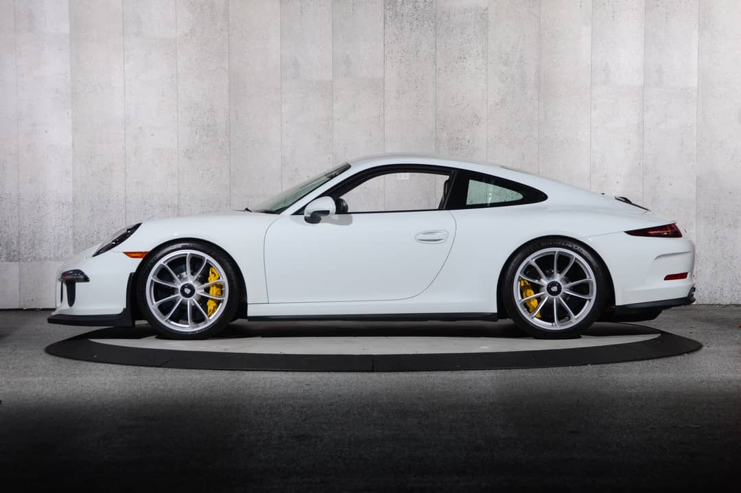 2016 Porsche 911 R — photo 18