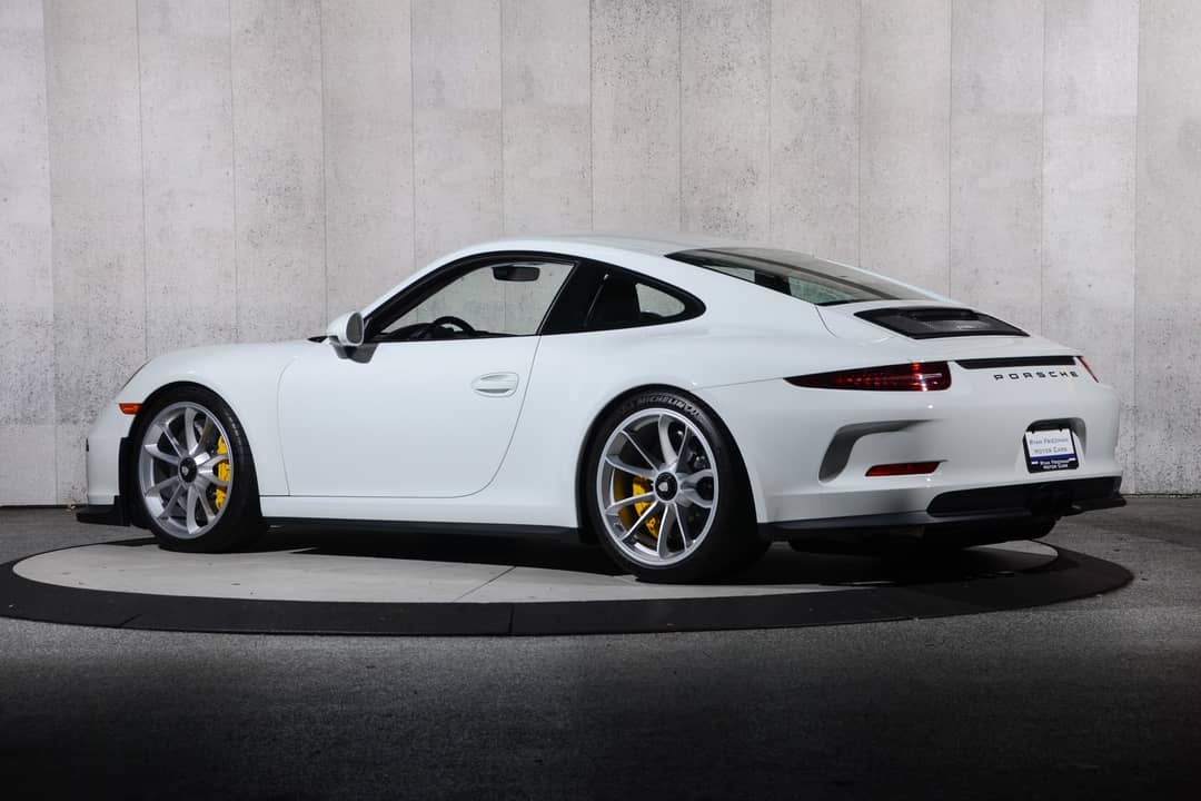 2016 Porsche 911 R — photo 3