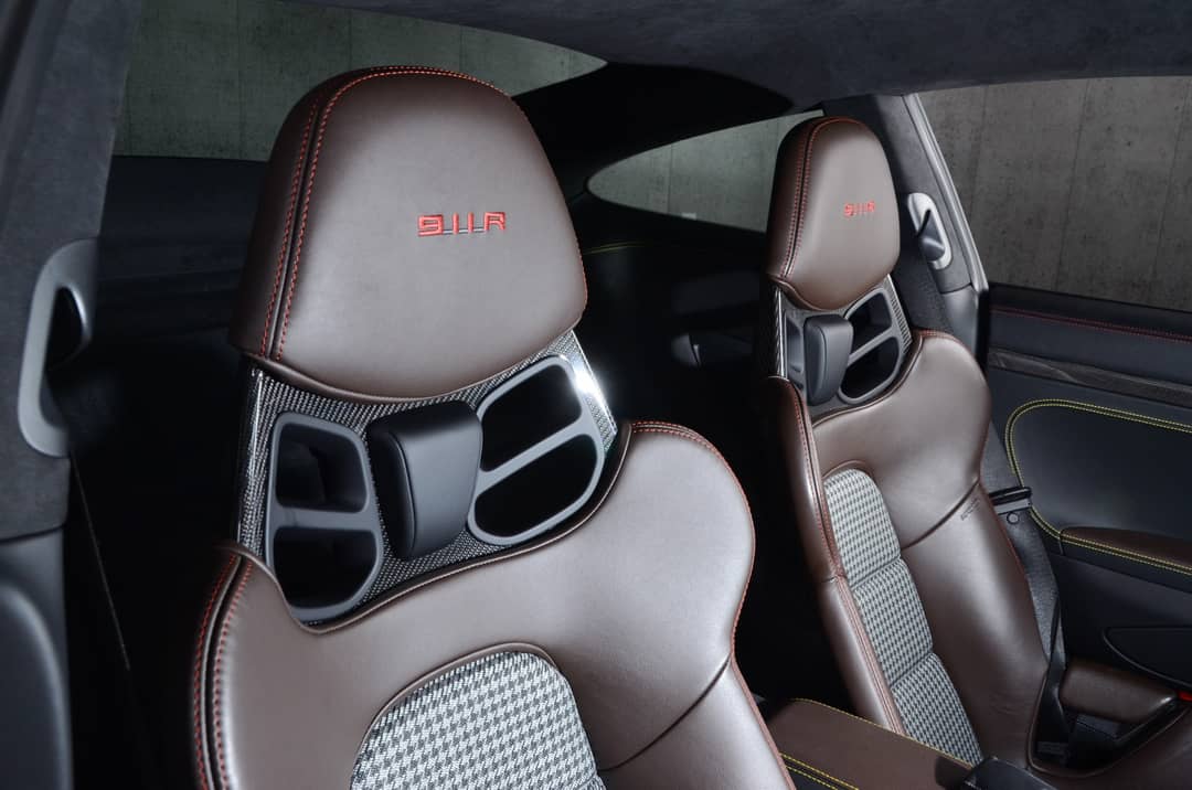2016 Porsche 911 R — photo 22