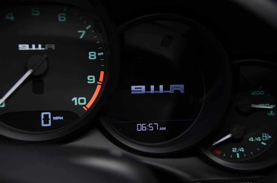 2016 Porsche 911 R — photo 29
