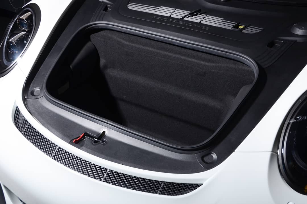 2016 Porsche 911 R — photo 41